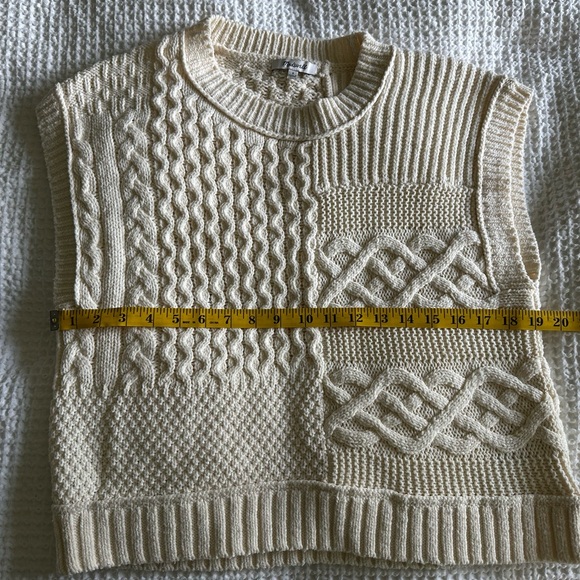 Madewell Cream Cable Knit Sweater Vest - Picture 7 of 8